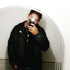 Meet your Posher, Alejandro